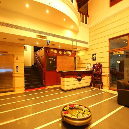 Oyo 1079 Ashirwad Heritage Resort كوماراكوم المظهر الخارجي الصورة