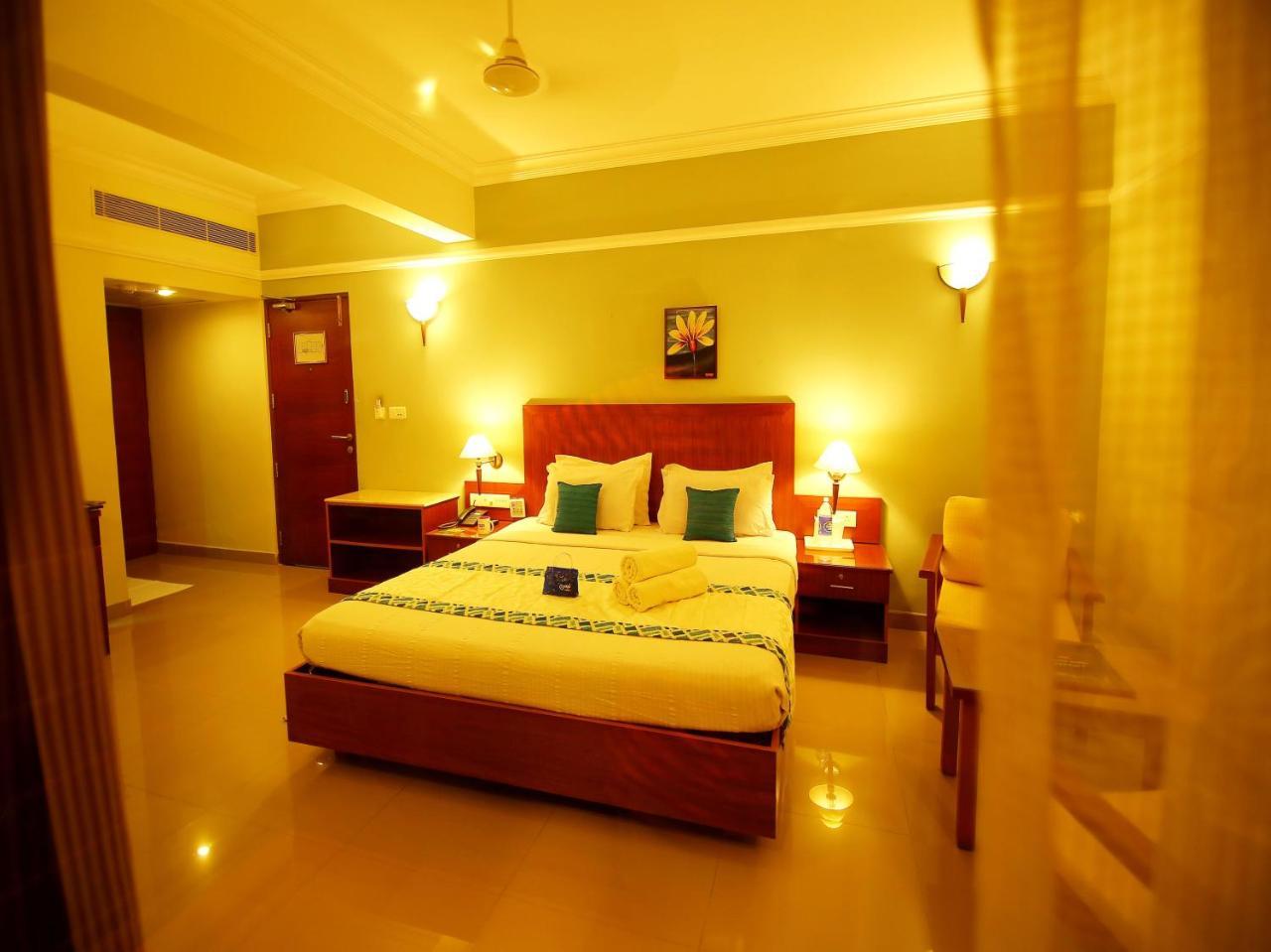 Oyo 1079 Ashirwad Heritage Resort كوماراكوم المظهر الخارجي الصورة