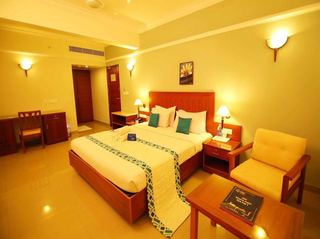 Oyo 1079 Ashirwad Heritage Resort كوماراكوم المظهر الخارجي الصورة