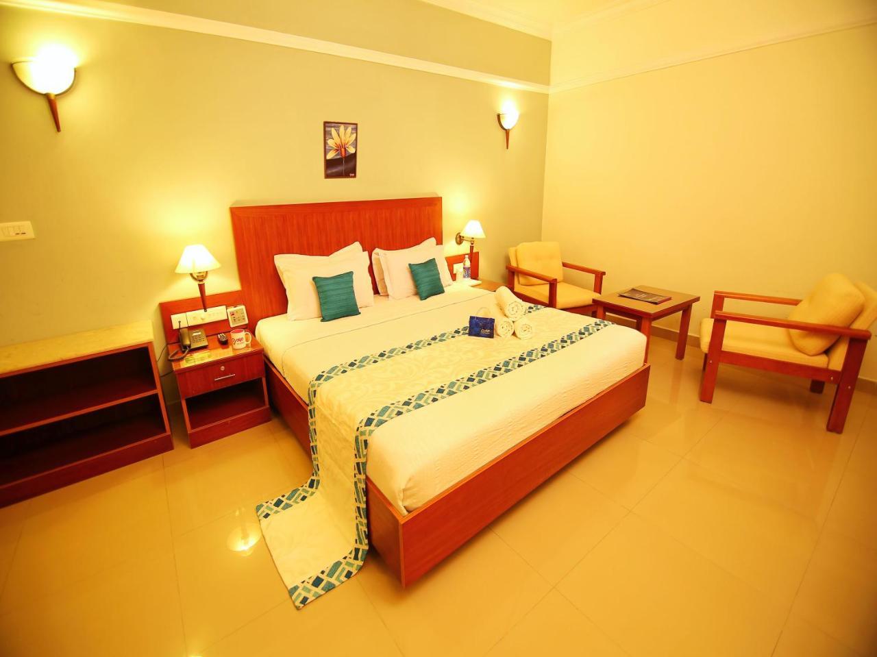 Oyo 1079 Ashirwad Heritage Resort كوماراكوم المظهر الخارجي الصورة