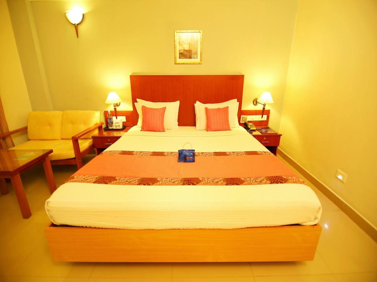 Oyo 1079 Ashirwad Heritage Resort كوماراكوم المظهر الخارجي الصورة